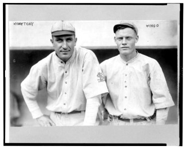 Ed Konetchy and Ivy Wingo, St. Louis Cardinals baseball players, half-length portrait, standing, facing front, wearing uniforms LCCN2003689090