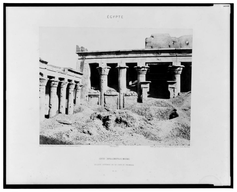 Edfou (Apollonopolis Magna) - galerie latérale de la cour et pronaos - Félix Teynard. LCCN2001695319