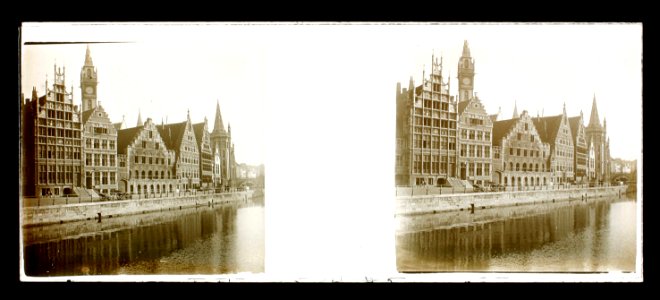 Edificis i canal de la ciutat