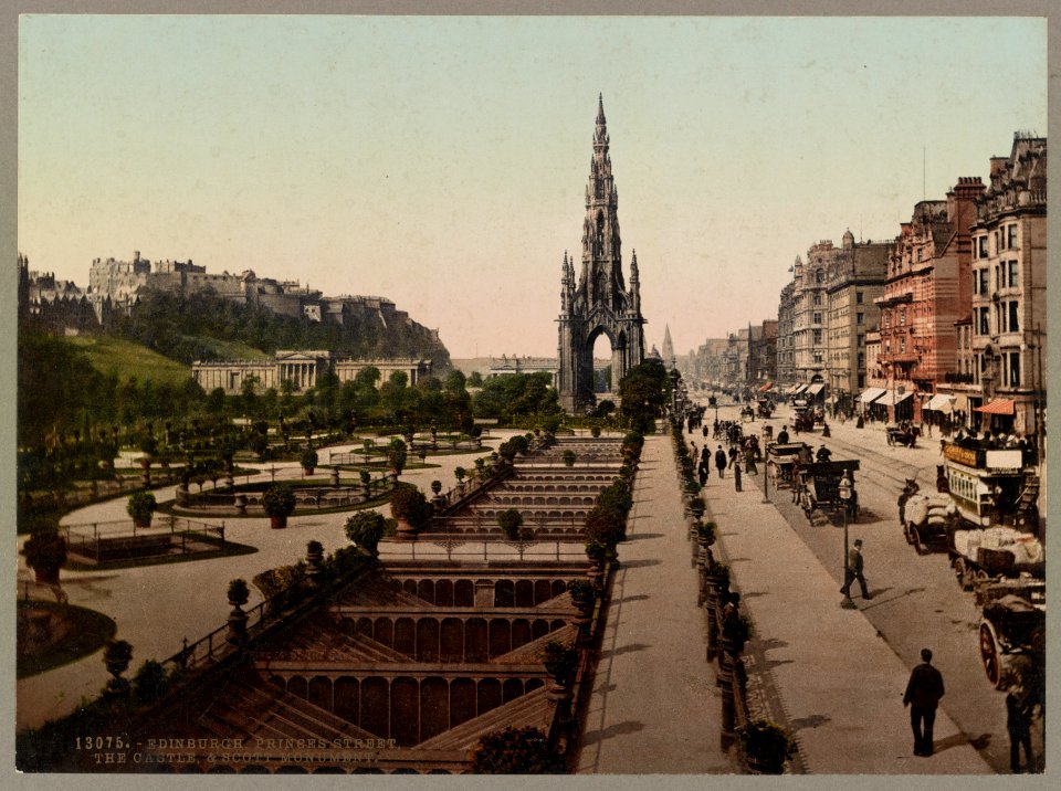 Edinburgh. Princess (i.e. Princes) Street. The Castle & Scott Monument LCCN2017660362