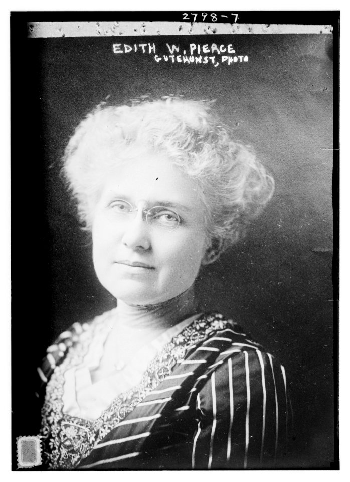 Edith W. Pierce - Gutekunst Photo - Gutekunst LCCN2014693926