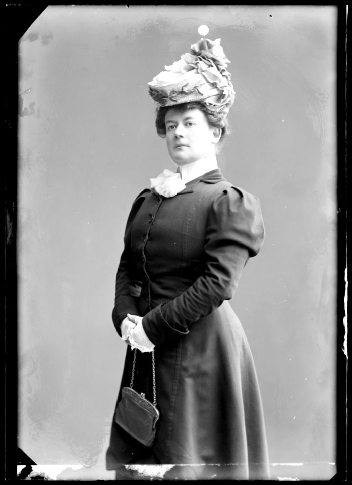 Edla Kihlberg, porträtt - SMV - GB070