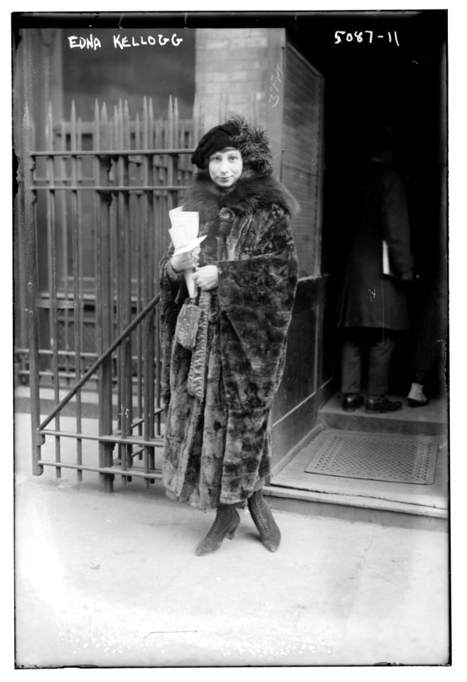 Edna Kellogg LCCN2014709983