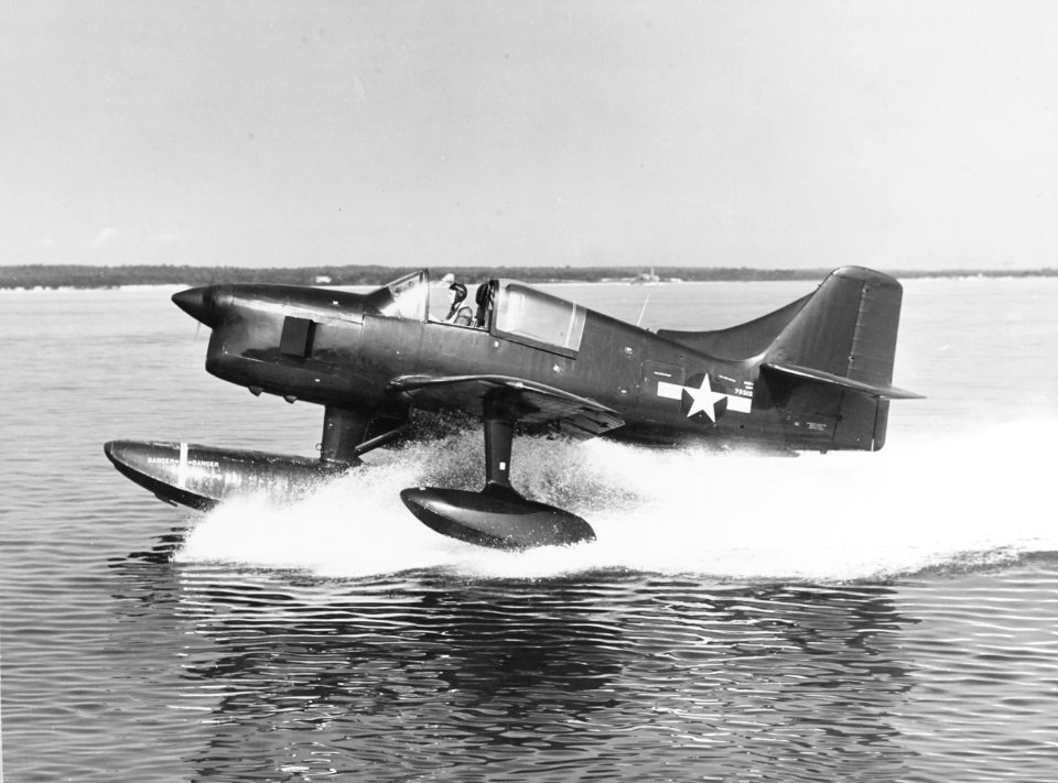 Edo XOSE-1 taxiing near NAS Patuxent River in June 1948