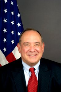 Eduardo Aguirre official portrait 59-CF-DS-21812-05