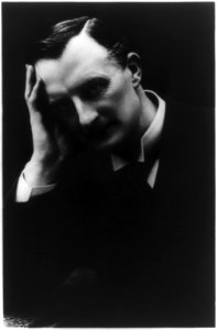 Edward Grey, Viscount Grey of Fallodon, half-length portrait, seated, resting head in hand LCCN92515624