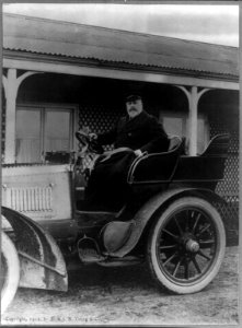 Edward VII, King - a royal automobilist LCCN2004674575