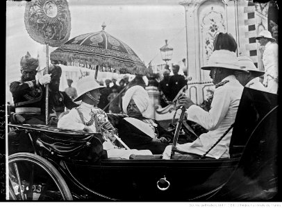 Edward VIII, Pratap Singh of Jammu and Kashmir