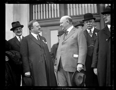 Edwin Denby, center right LCCN2016891372