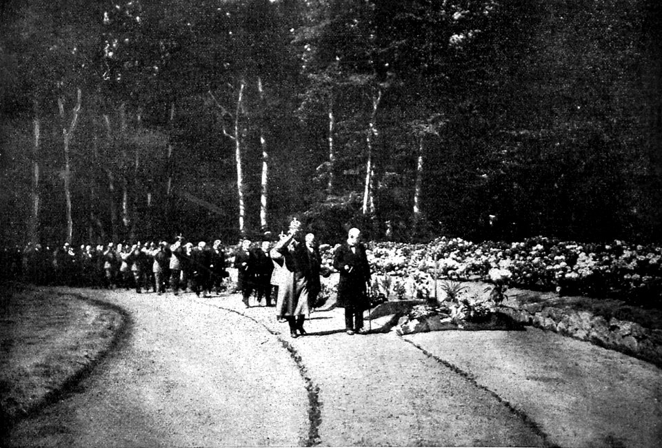 EF – Ehrenfriedhof Lübeck - Einweihung - Huldignungsgang