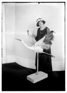 Egener (with bird) LCCN2014715703