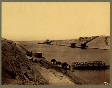 Egypt - Suez Canal - Lake Timsah, from opp. the chalet LCCN2004669802