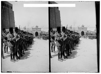 Egyptian characters, etc. Egyptian soldiers in the citadel, Cairo LOC matpc.01612