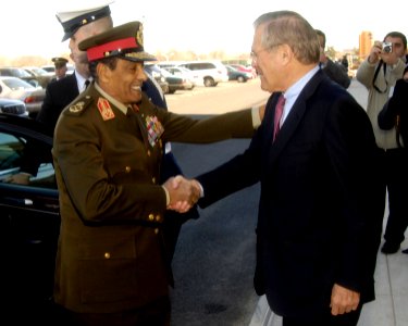Egyptian Minister of Defense Field Marshal Mohamed Hussein Tantawi arrives at the Pentagon, 2006