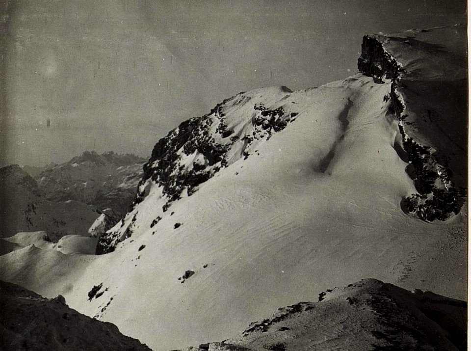 Eigene Stellung auf der kleinen Lagazuoivorkuppe, von Feldwache 11 aus. (BildID 15576852)