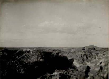 Eigene Stellungen, aufgenommen vom Abschnitte der 4.Kompanie.des Infanterieregimentes 75 südlich Gebrow, aufgenommen am 3. Juni 1916 (BildID 15542009)