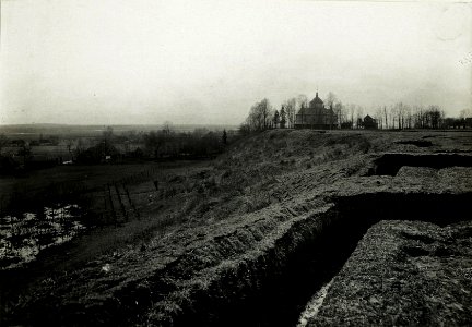 Eigne Infanteriestellung bei Holyn, bei Kalusz 4.April 1917. (BildID 15590380)