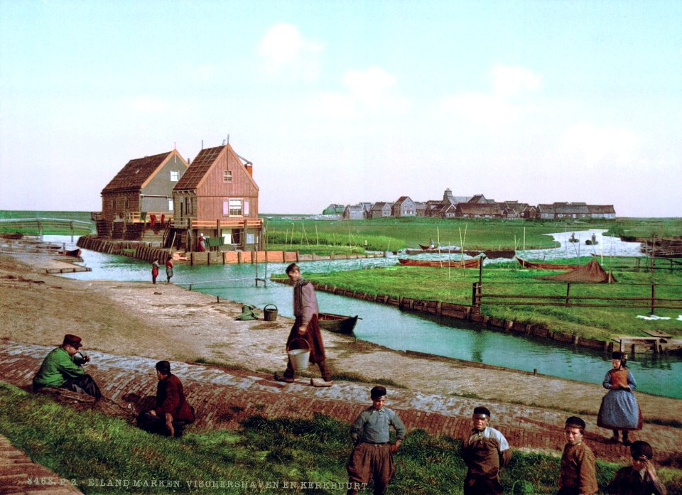 Eiland Marken - Vissershaven en kerkbuurt