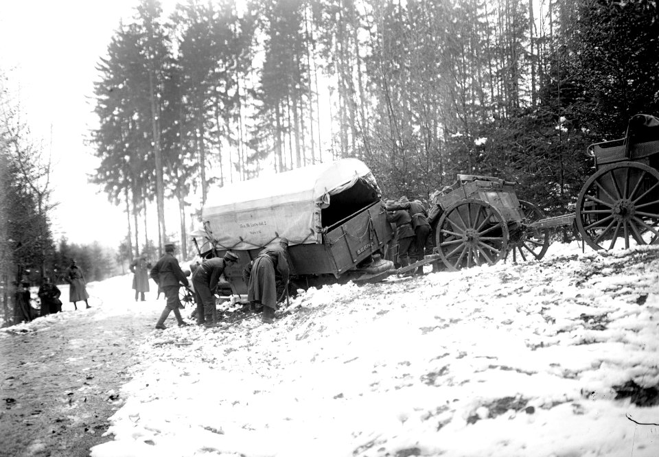 Ein Berna-Lastwagen - CH-BAR - 3241028