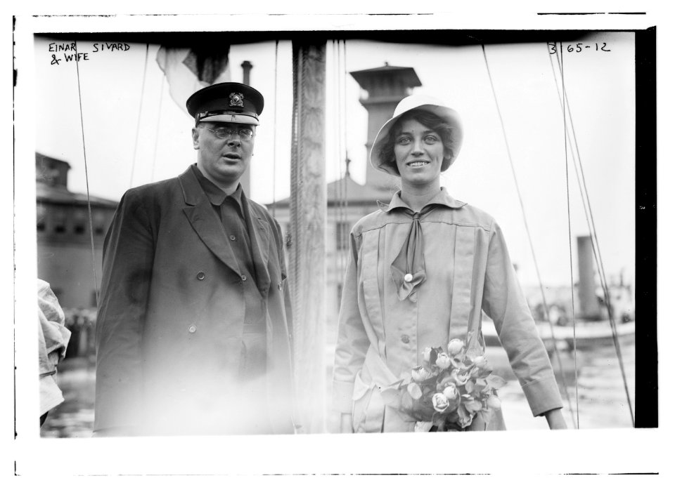 Einar Sivard & wife LCCN2014696850