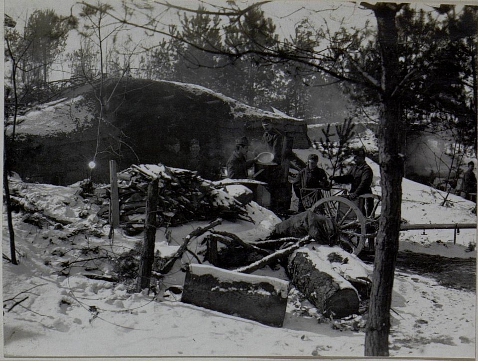 Eingebaute Küche des Gefechtstrain von Landwehrinfanterieregiment 1 (BildID 15457242)
