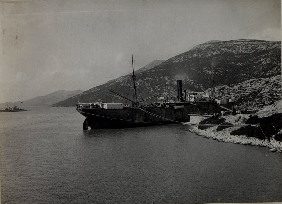 Einschiffung in Neum. März 1916. (BildID 15454468)