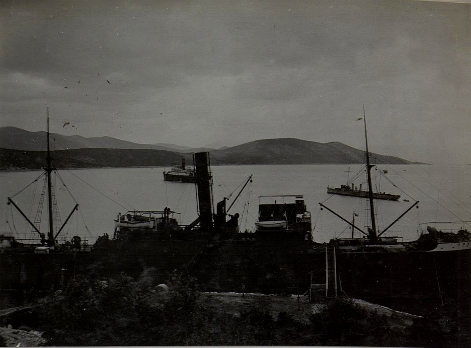 Einschiffung. Aufgenommen in NEUM im März 1916. (BildID 15452813)