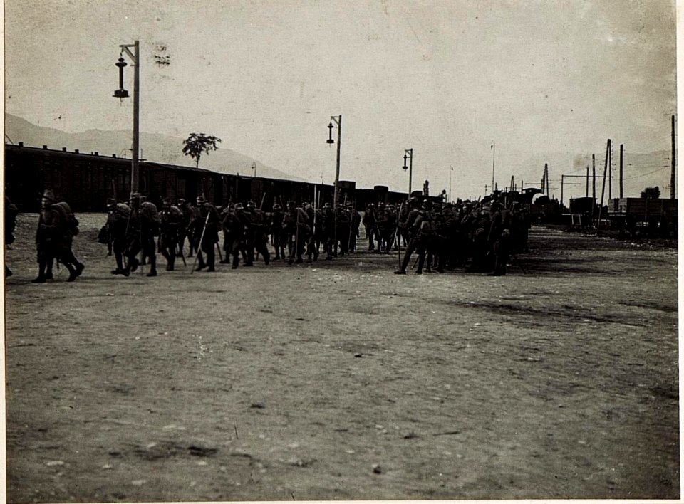 Einwagonierung von Infanterie in San Michele. (BildID 15583584)