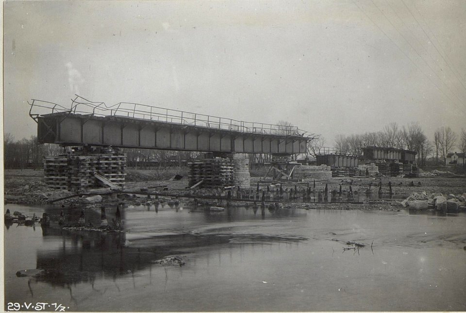 Eisenbahnbrücke Hadikfalva 1.2.18. (BildID 15664229)