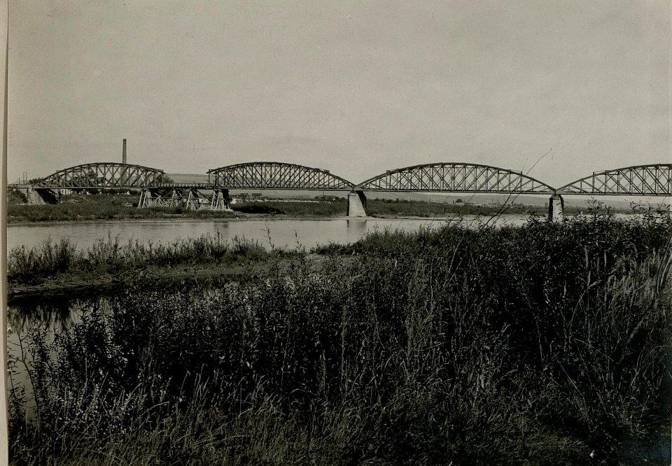 Eisenbahnbrücke Czernowitz (BildID 15715631)
