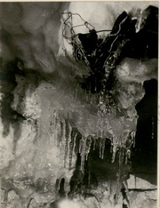 Eishöhle auf der Pasubio-Platte. (BildID 15515513)