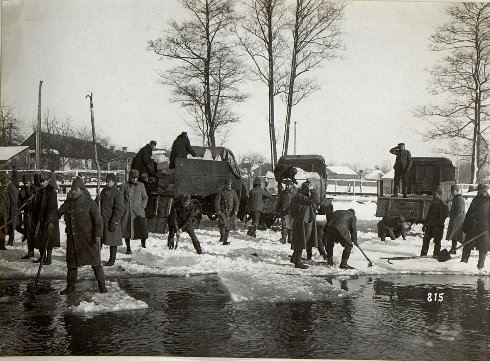 Eisgewinnung im winterlichen Galizien (BildID 15682021)