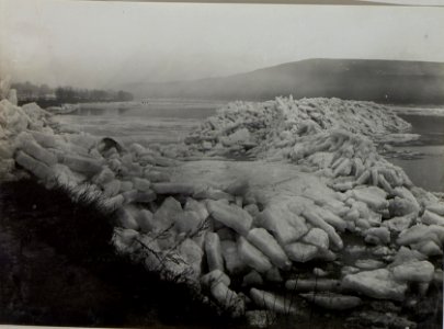 Eisstoss im Dnjester am 27. Dezember 1915. (BildID 15448268)