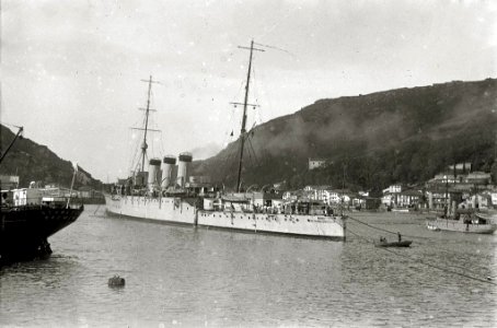 El buque de guerra 'Reina Victoria Eugenia' en Pasaia (1 de 1) - Fondo Car-Kutxa Fototeka
