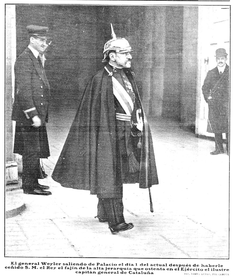 El general Weyler saliendo de palacio, de Campúa, Nuevo Mundo, 07-04-1910