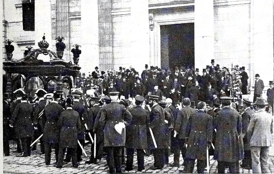 El entierro del Marqués de la Vega de Armijo saliendo del Congreso, por Cifuentes