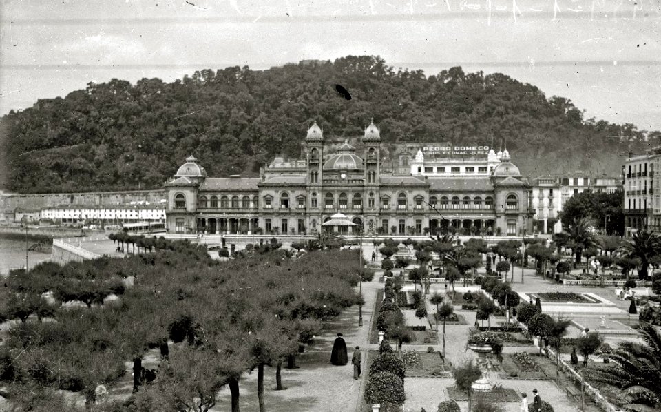 El Gran Casino de San Sebastián (2 de 2) - Fondo Car-Kutxa Fototeka