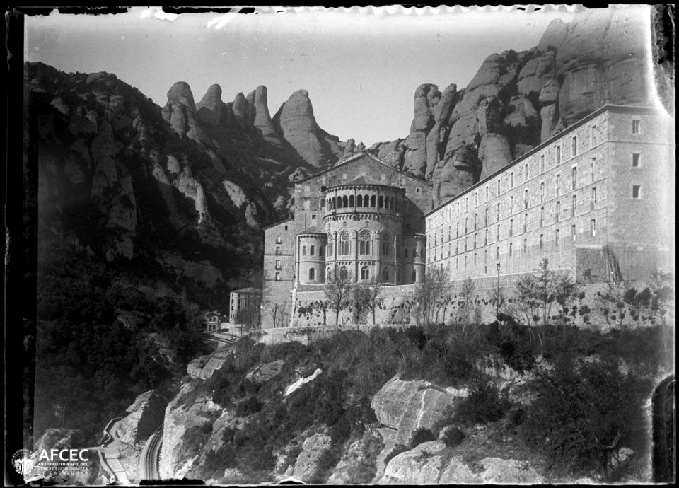 El monestir de Montserrat (AFCEC MORELLO A 7605)