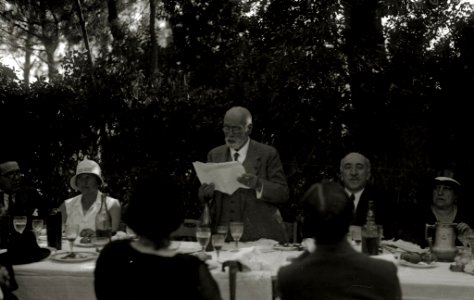 El novelista Armando Palacio Valdés (1 de 18) - Fondo Car-Kutxa Fototeka
