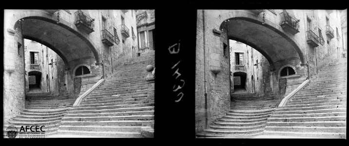 El palau Ducal i les escales de Sant Martí (AFCEC GAUSACHS B 01430)