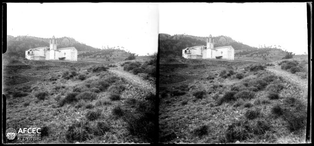 El nucli de Montpol amb l'església de Sant Miquel