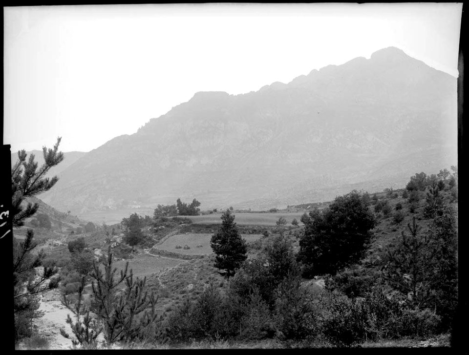 El Pedraforca i Aspá vistos des del camí de la Molina de Gósol