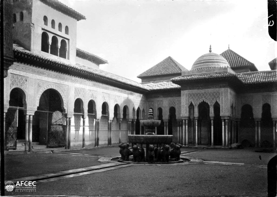 El pati dels lleons de l'Alhambra