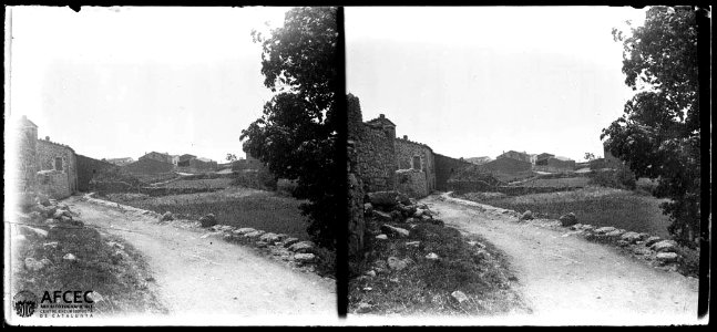 El poble de Sant Climenç des del camí d'arribada