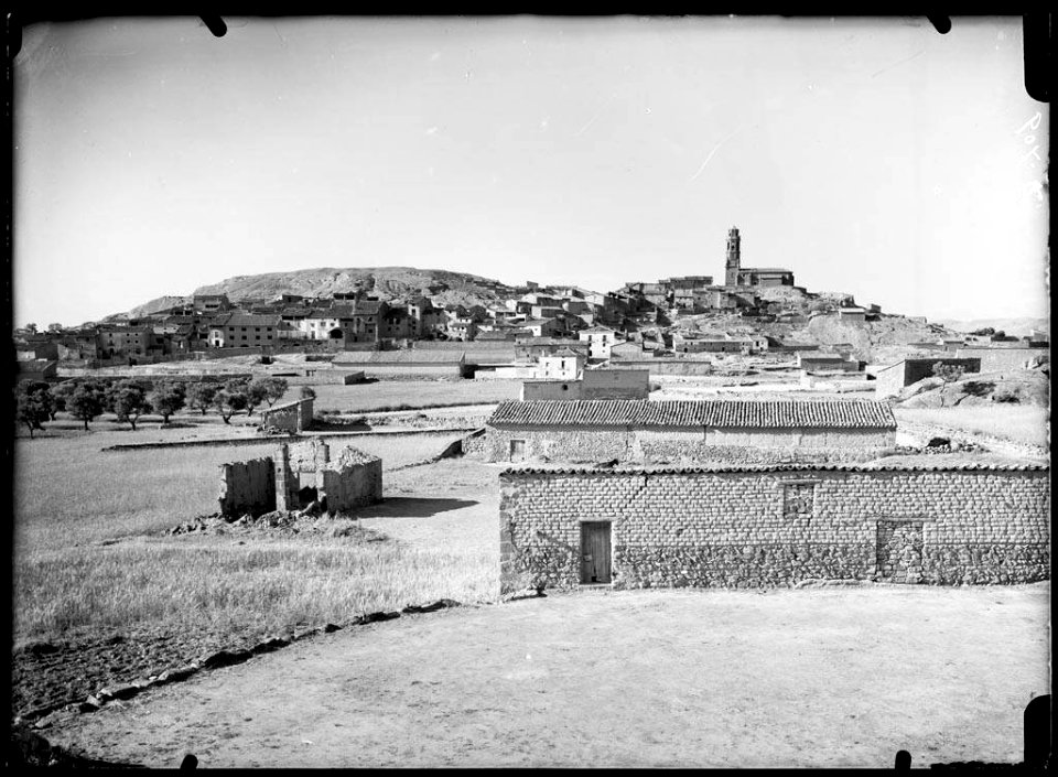 El poble de Castejón del Puente
