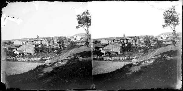 El poble de Sant Julià de Vilatorta des dels afores