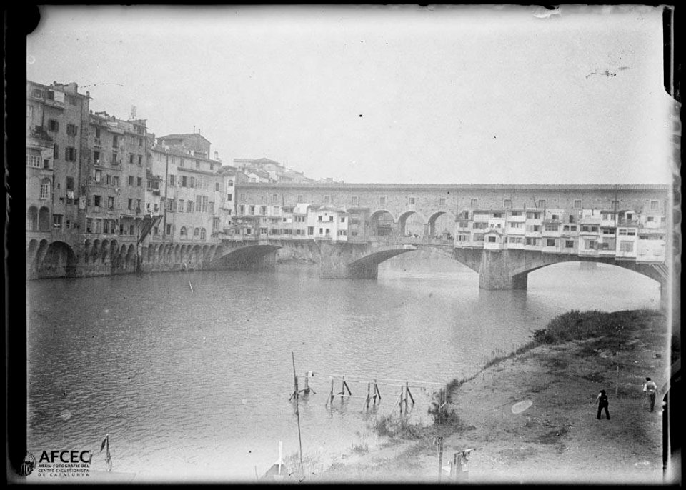 El Ponte Vecchio sobre el riu Arno a Florència