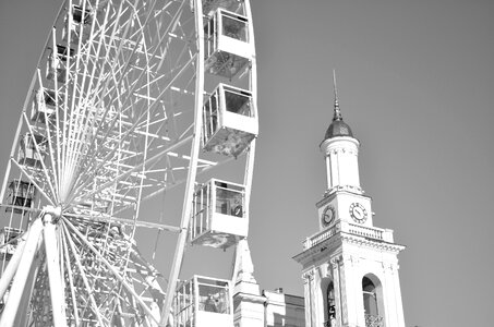 Ferris wheel black and white monument of architecture photo