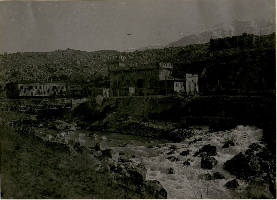 Elektricitäts-Werk im Sarca-Tal. (BildID 15514446)