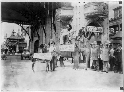 Elephant and donkey in Luna Park, Coney Island, N.Y., prior to race to Washington to decide the bet of Joseph Cannon and Frederic Thompson LCCN2003656223 photo